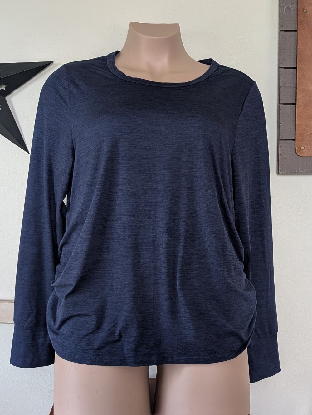 Sz3X Torrid Active Rouched Long Sleeve Tee